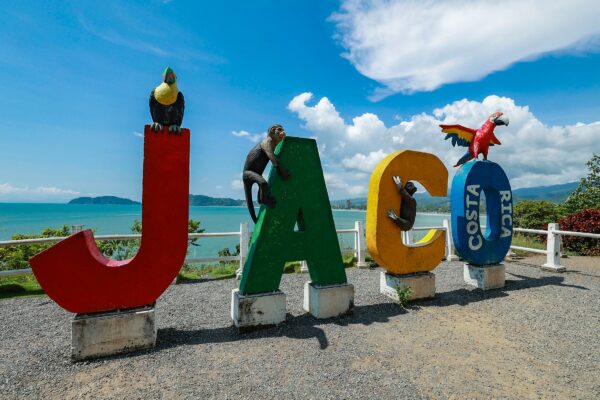 La Fortuna to Jaco Beach / Each Way x 2 people